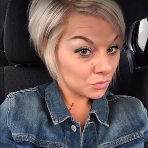 Meet your Posher, Kandi